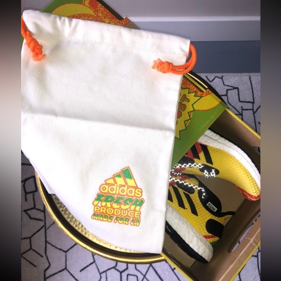 Adidas Boost - Picture 2 of 12